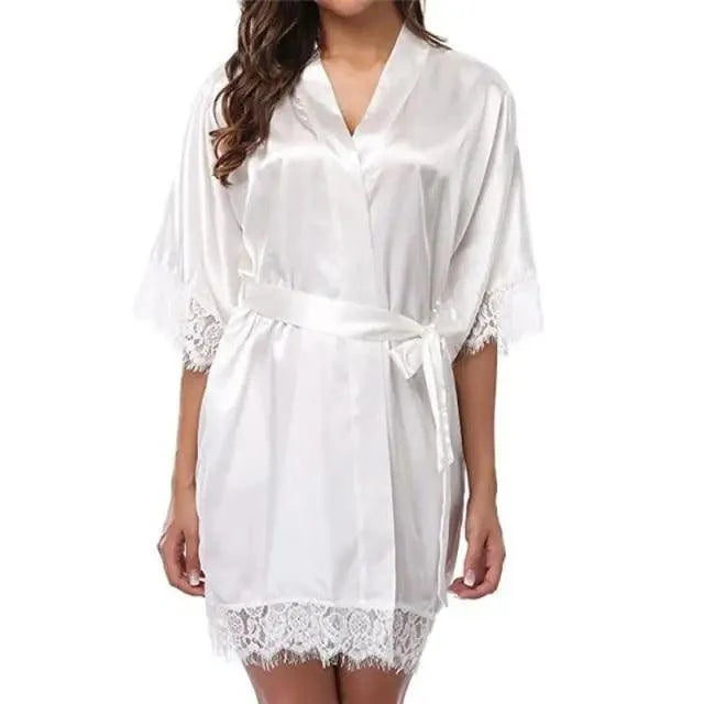 Elegant White Short Soft Women Bathrobes Vintage Design Sleepwear Lightweight Bridesmaid Robes Comfortable Ladies Bathrobe