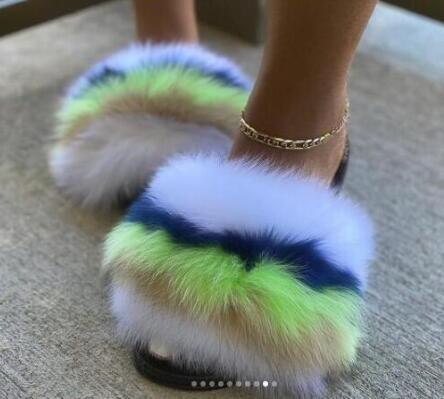 Faux Fur Slides – Plush Luxury Slip-On Slippers – Soft Fur Fashion Slides