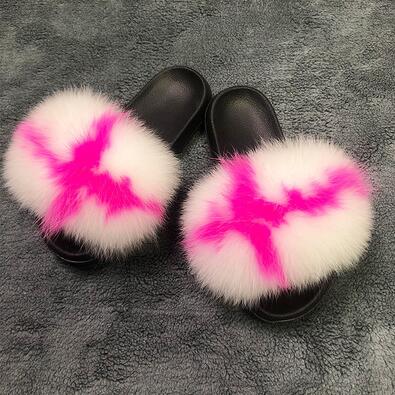 Faux Fur Slides – Plush Luxury Slip-On Slippers – Soft Fur Fashion Slides